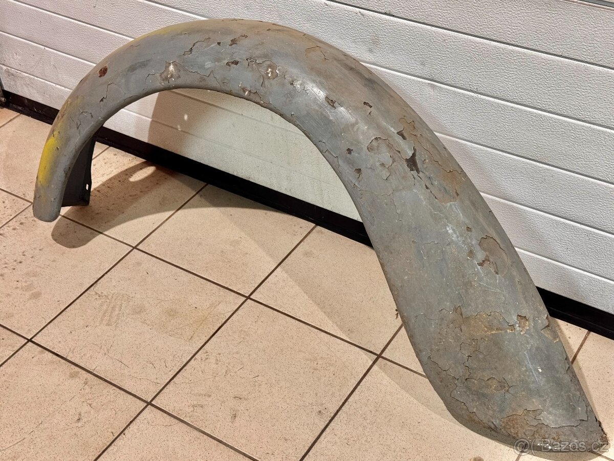 Neznámý blatník Jawa Praga Škoda Aero Zbrojovka