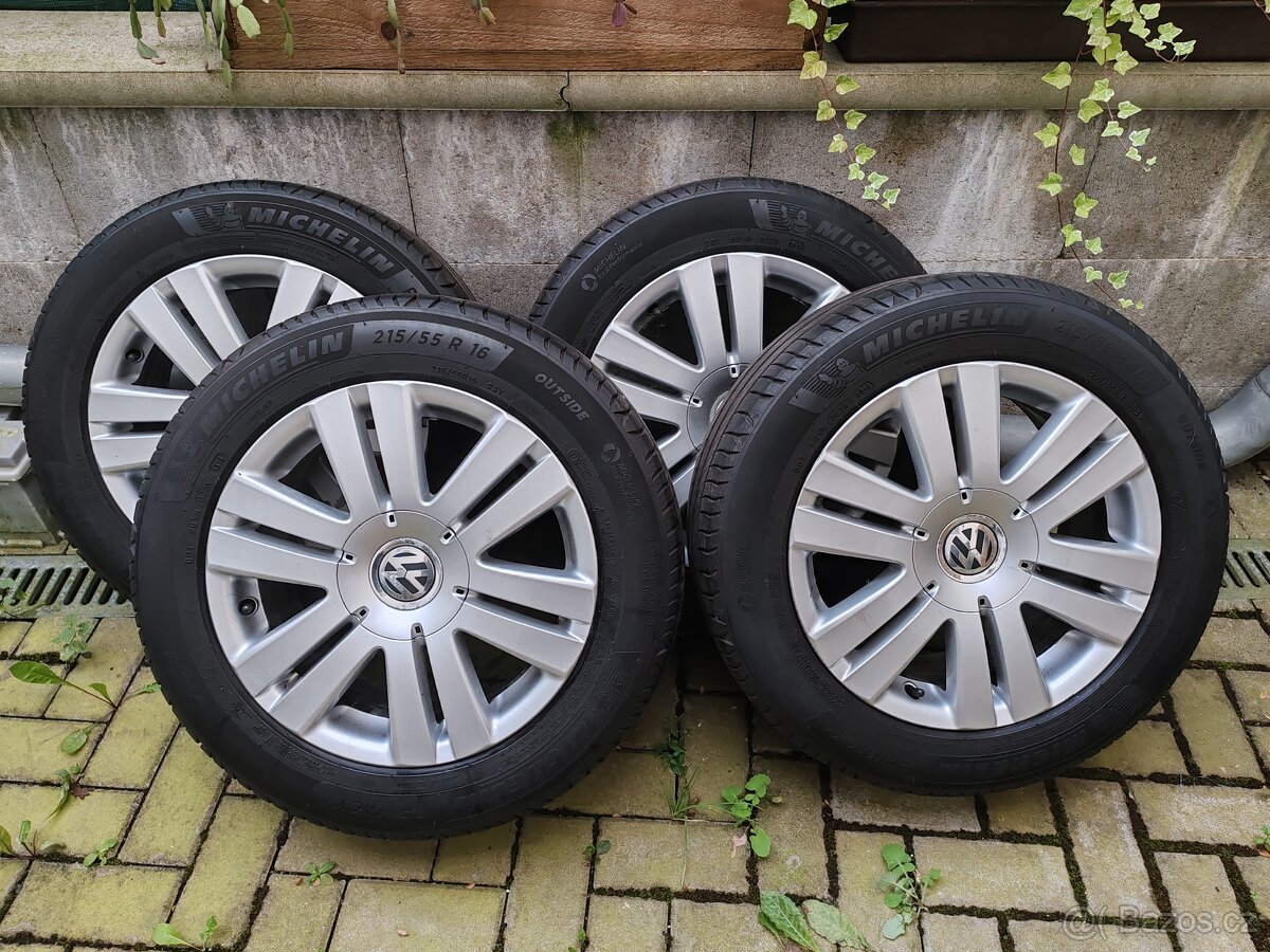 Alu originální kola VW Passat R16
