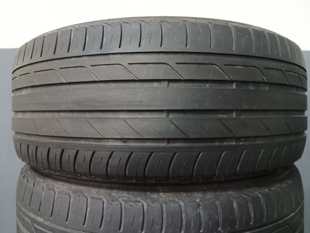 215/50 R18 BRIDGESTONE (4720)