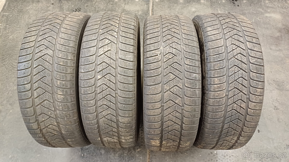 Zimní pneu Pirelli 235/65/17 108H