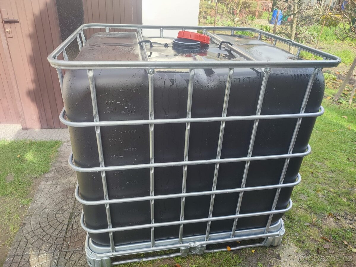 Nádrž na vodu 1000l