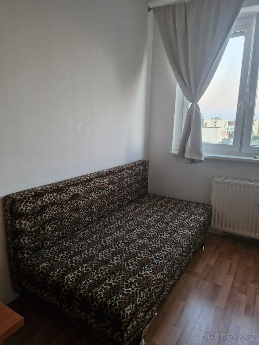 Rozkladacia válenda S ÚLOŽNÝM PRIESTORO
