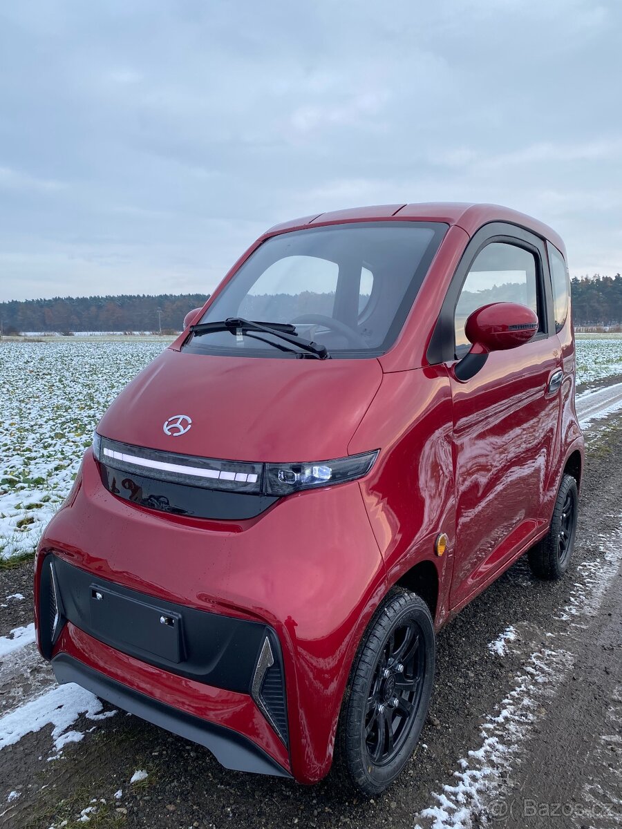 Elektromobil Leramotors E-Car E4 s dojezdem až 70km