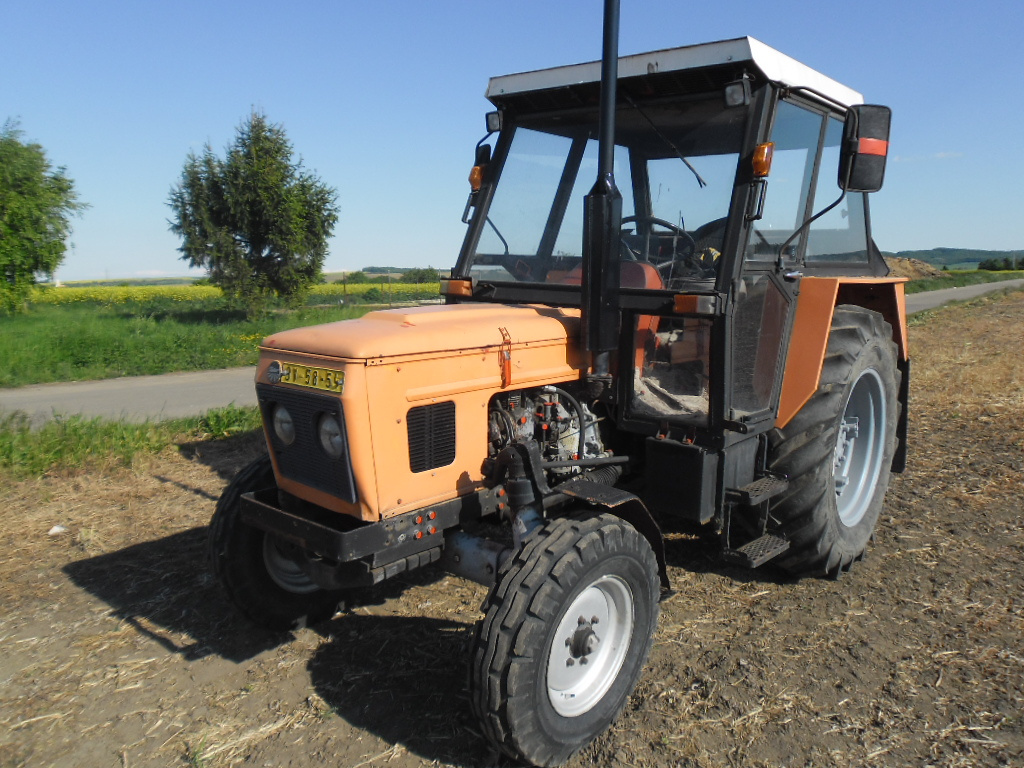 Zetor 7011