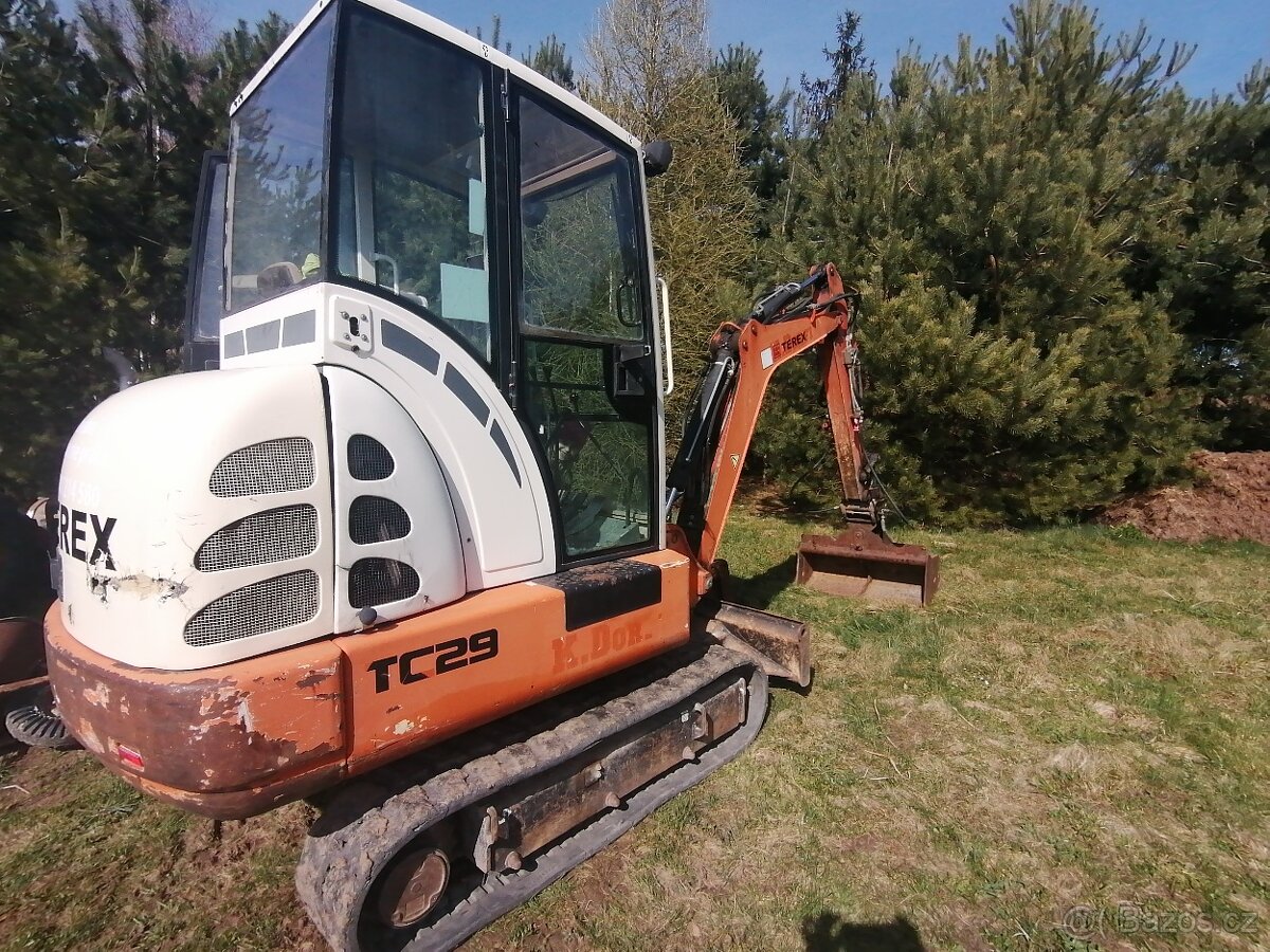 Minibagr Schaeff-Terex TC 29, r.v. 2008, najeto 3937 Mth,