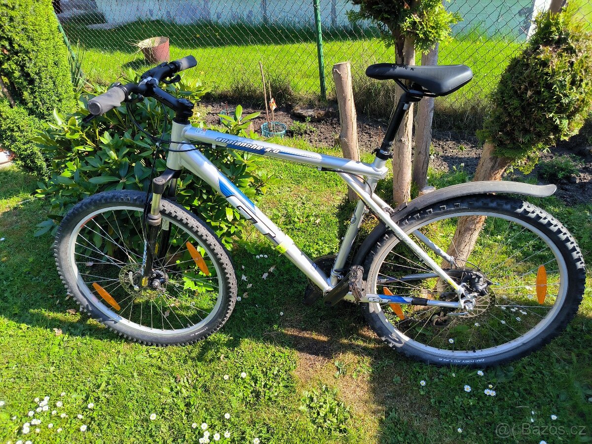 Horské kolo GT Avalange