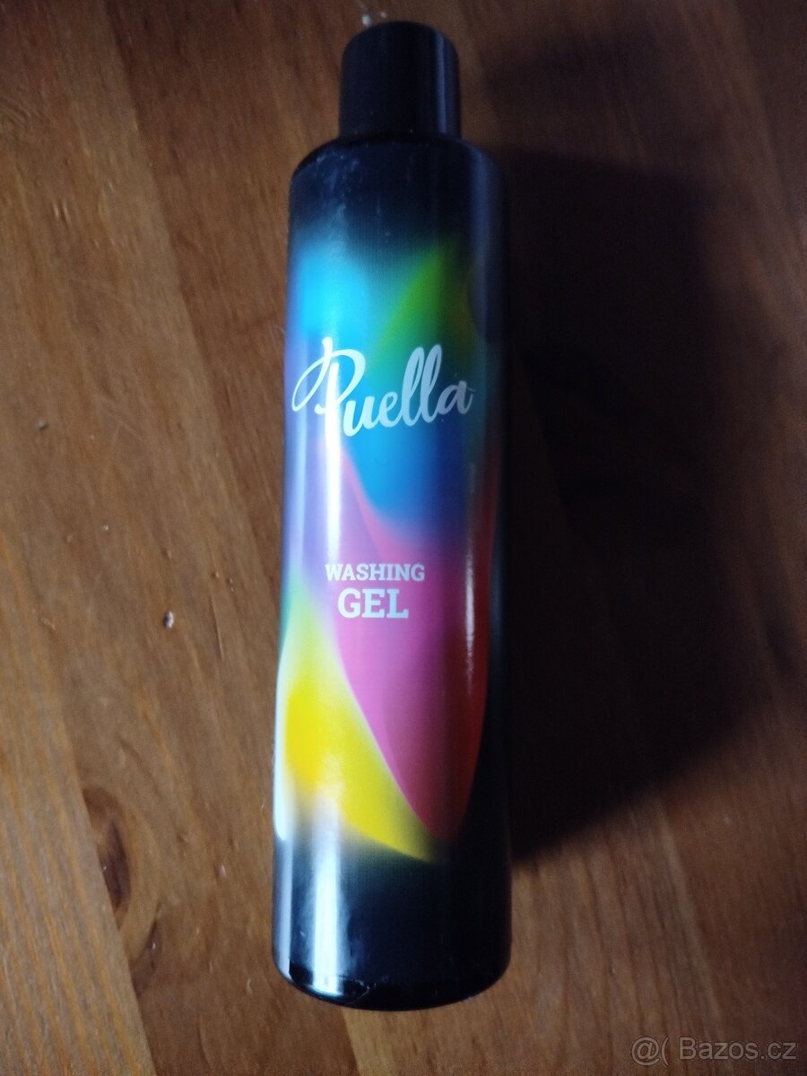 Puella práci gel