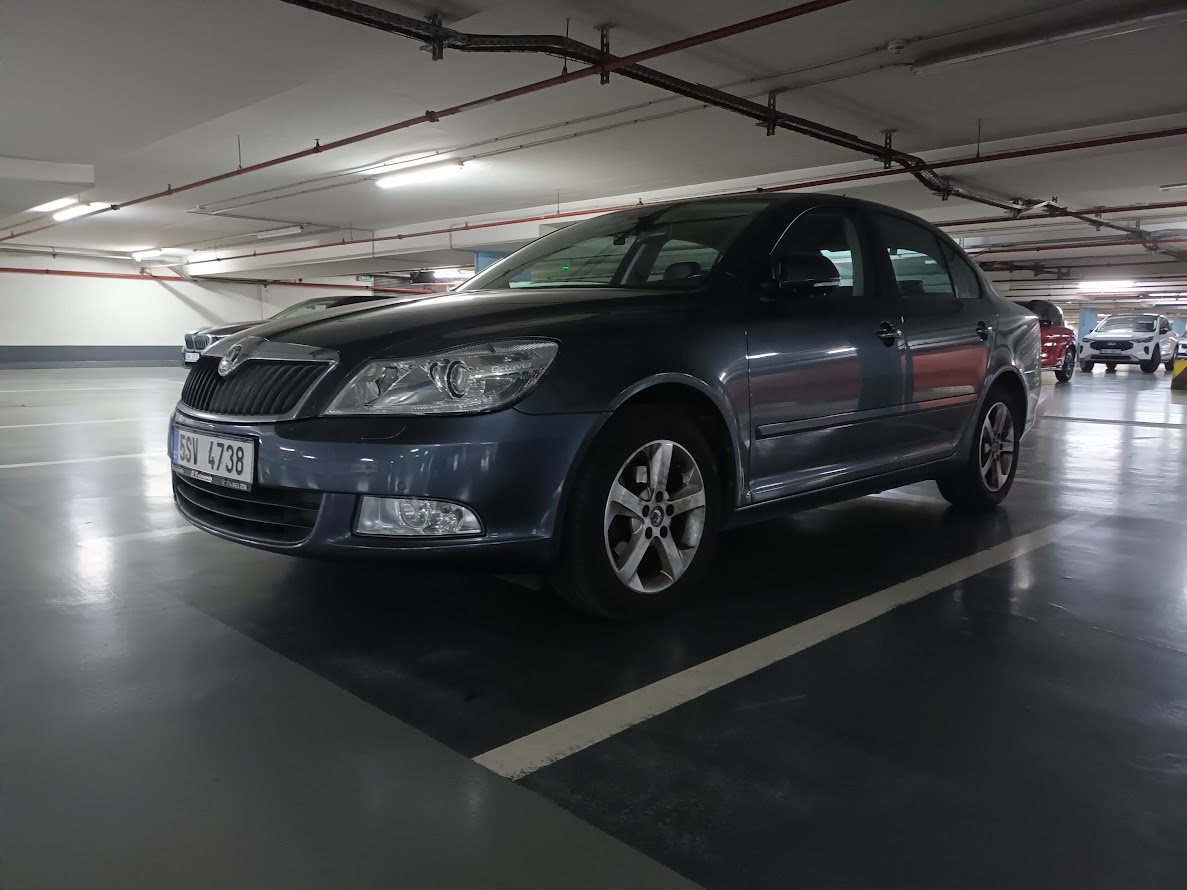Škoda Octavia II 1.2 TSI Elegance – kůže, xenony, 130 000 km