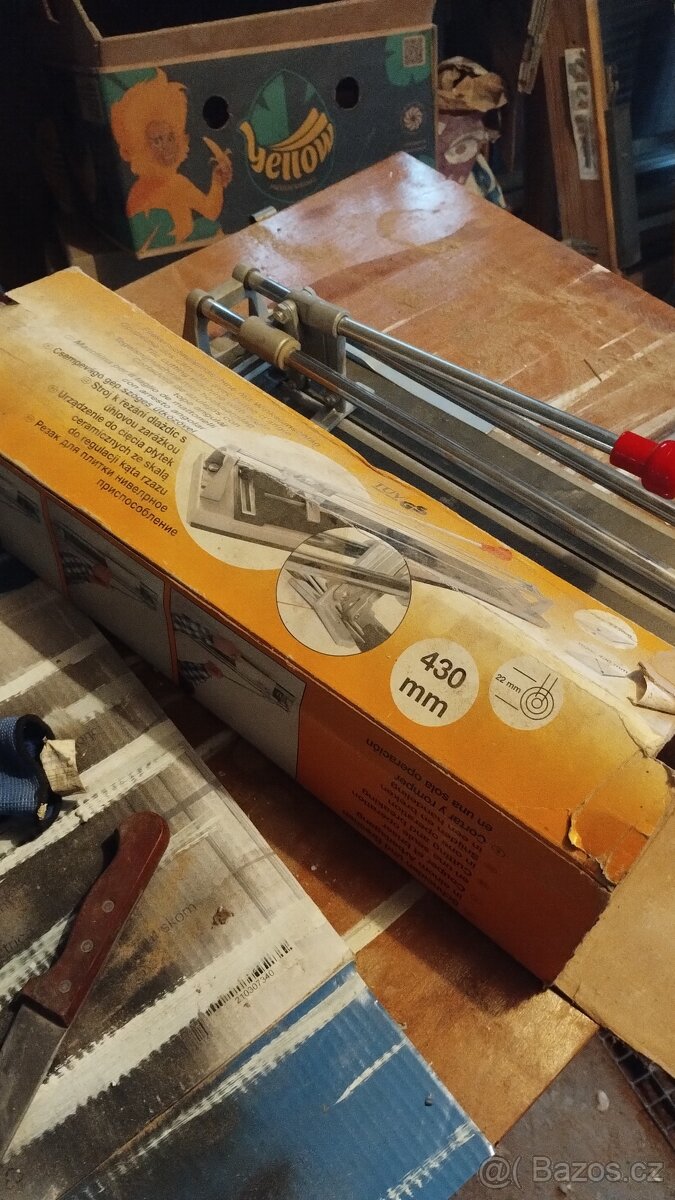 Rezacka obkladu 43cm