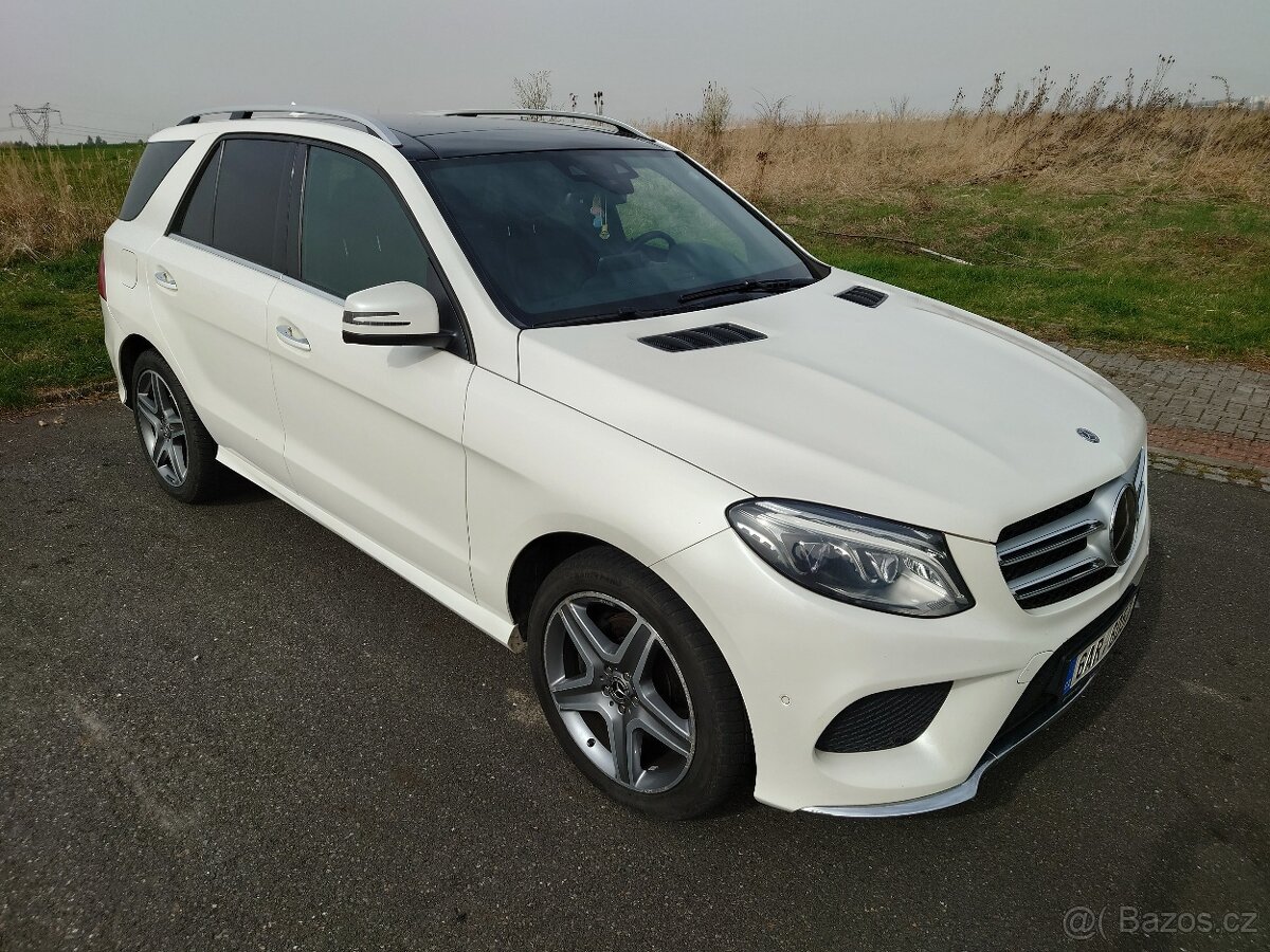 Mercedes-Benz GLE 350D V6 4MATIC AMG DPH 1.majitel