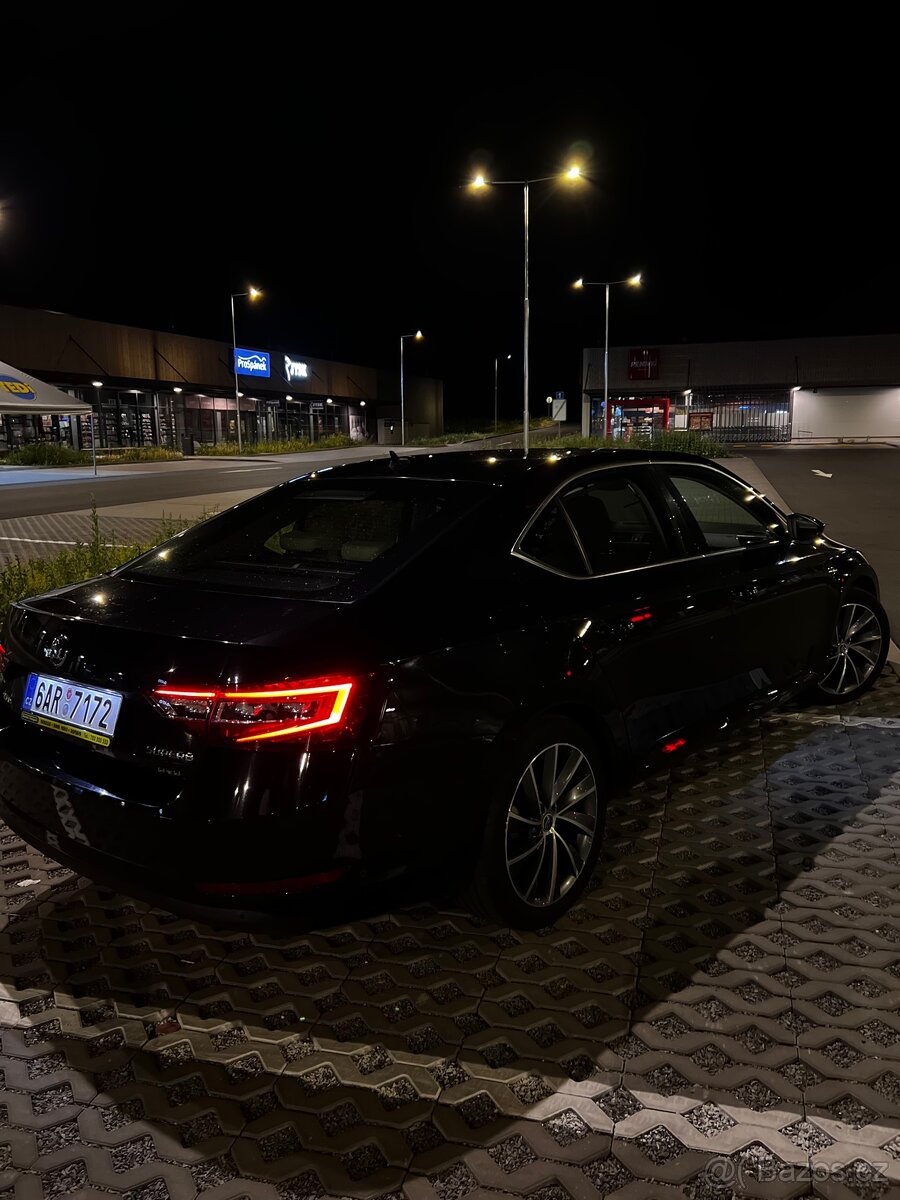 Škoda Superb 3 2017 L&K POUZE VÝMĚNA