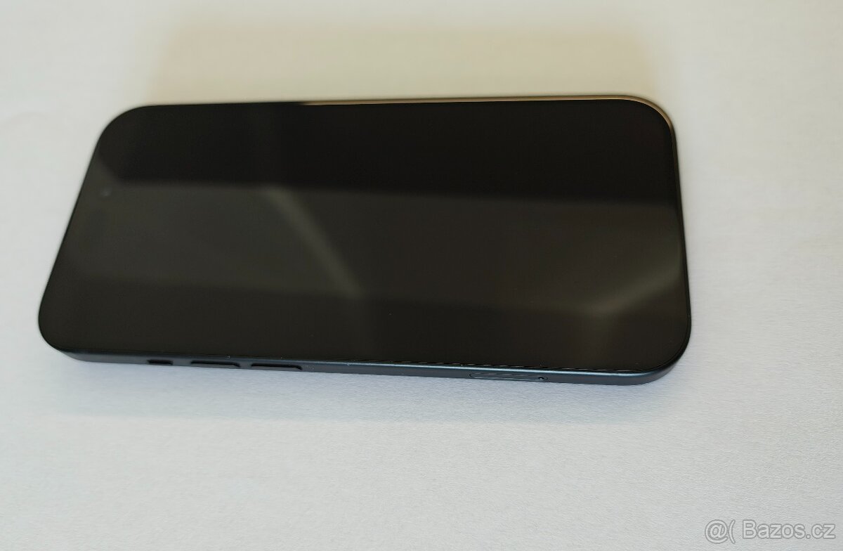 Iphone 15 128GB černý