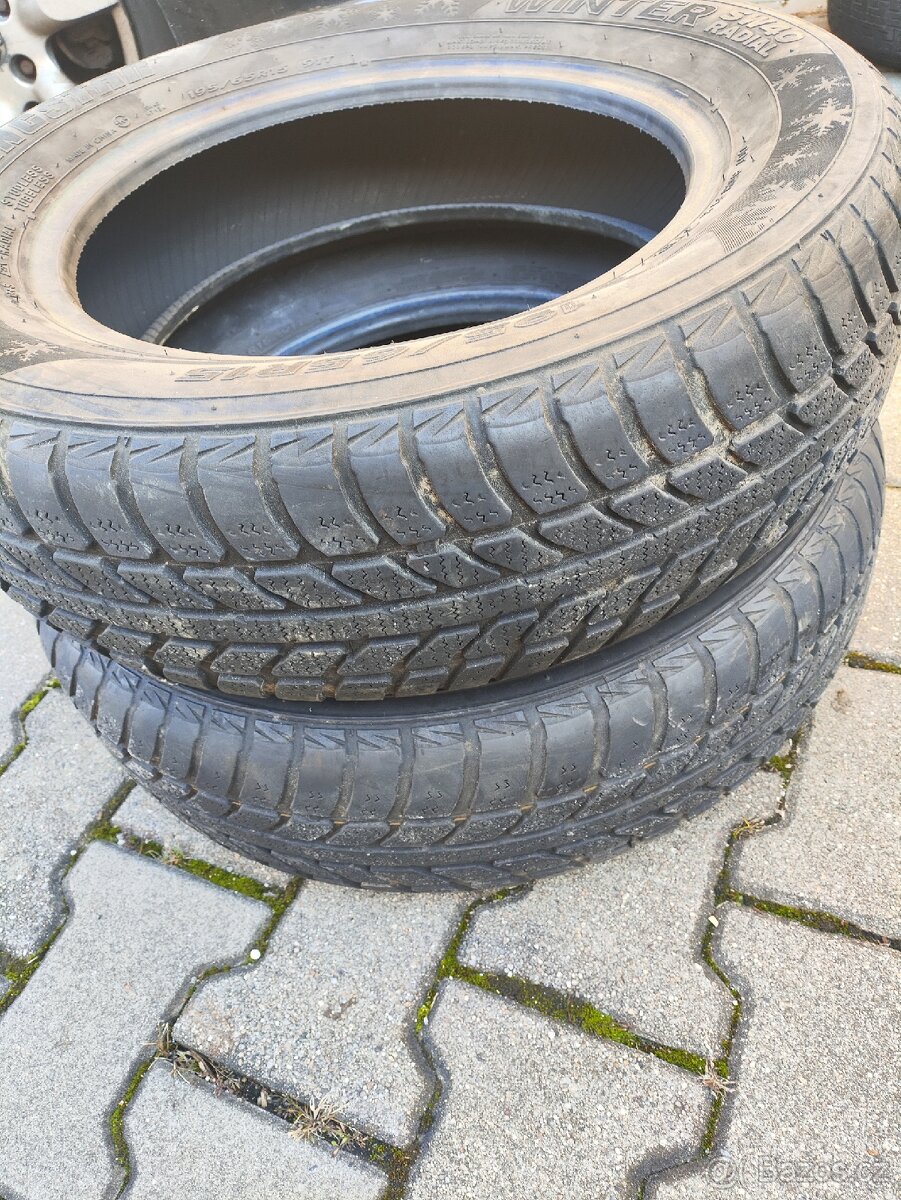 Zimní pneumatiky 195/65 r15