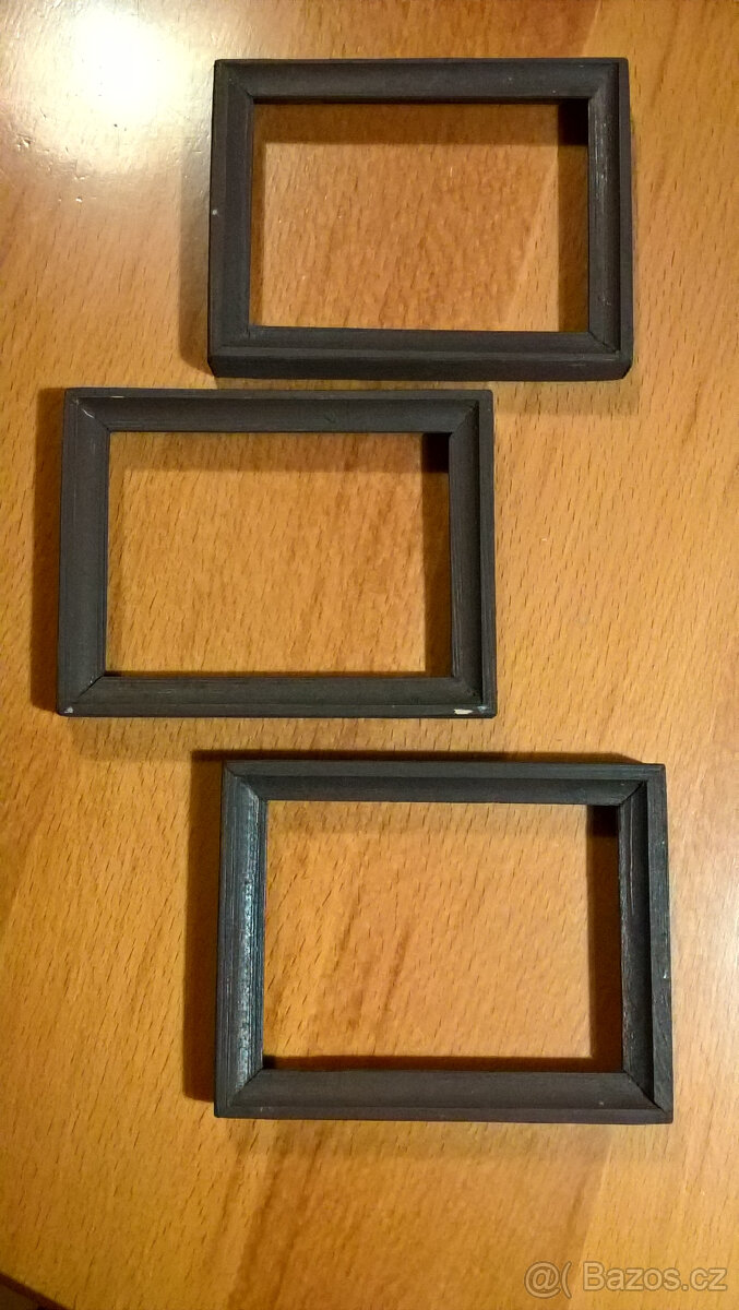 rámečky na dekoraci, retro dřev. polička,kovové odlitky, obr