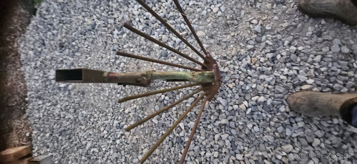 Vyoravac brambor vari