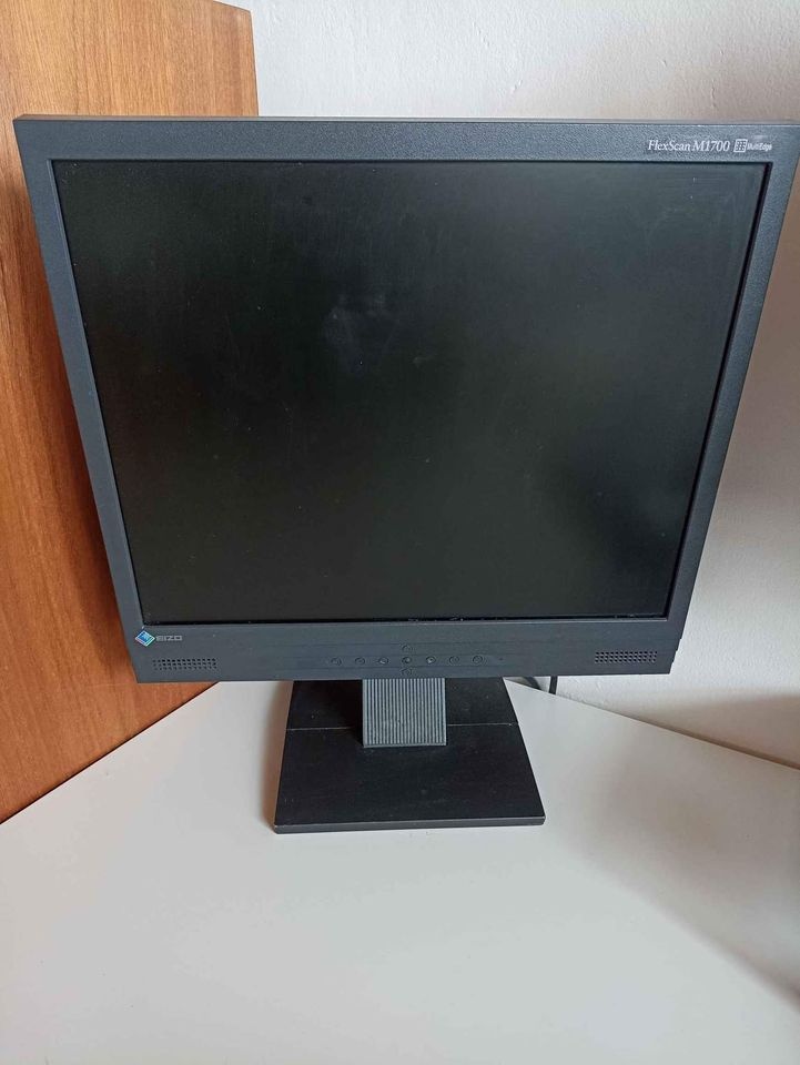 Monitor FlexScan M1700