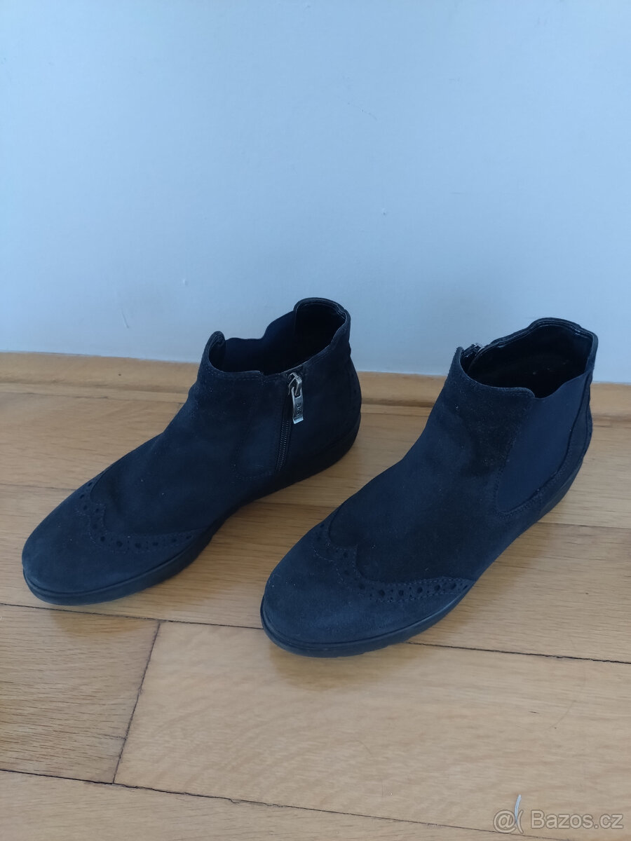 Dámské zimní boty Ara, vel. 39, tmavě modrá