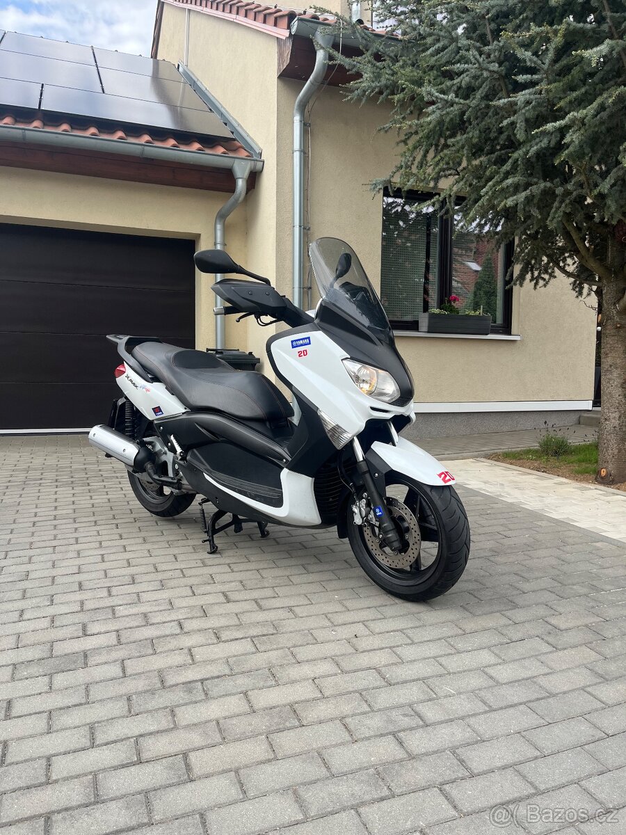Yamaha X-max
