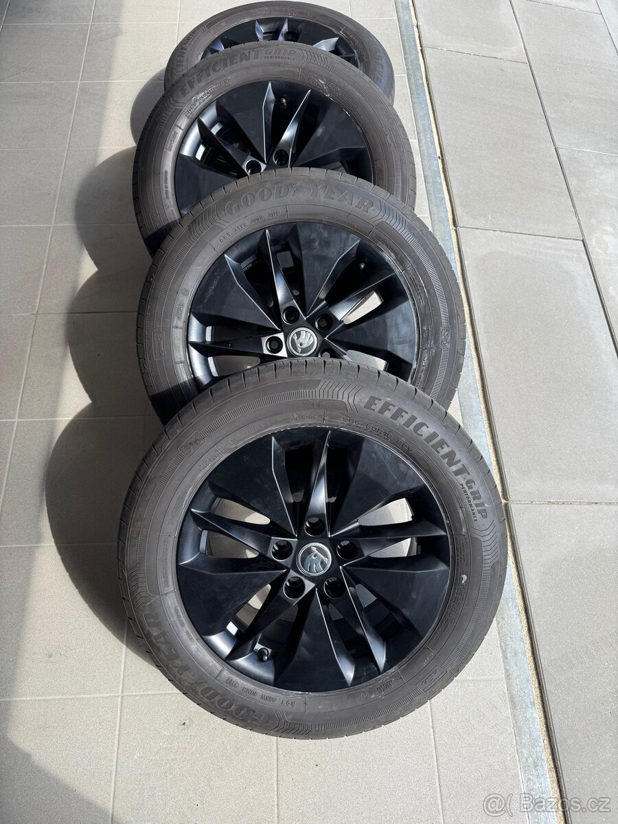 Alu kolo Alasia 16" Octavia IV včetně letní pneu