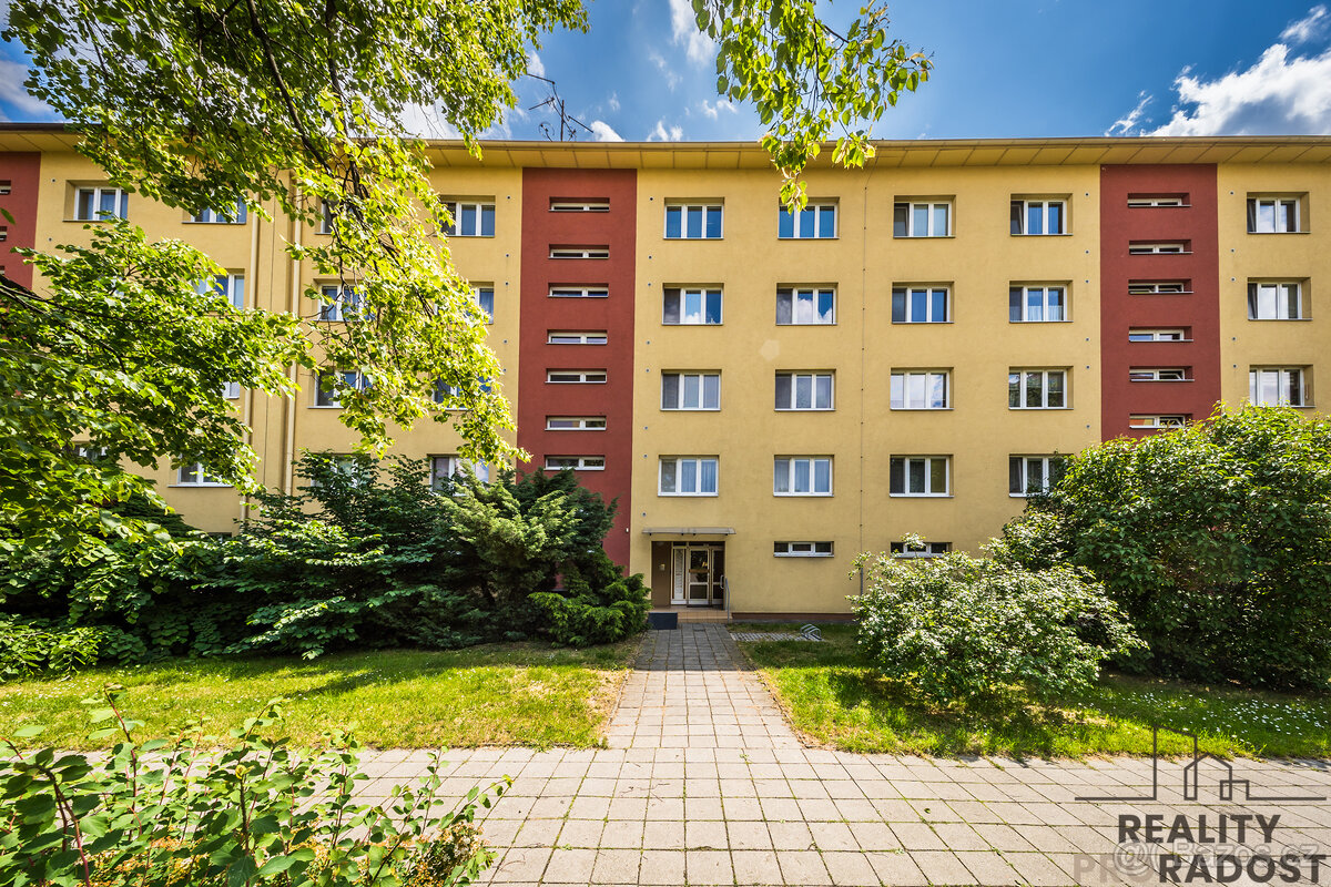 Prodej bytu 2+1 v osobním vlastnictví v Hodoníně, byt 2+1 OV