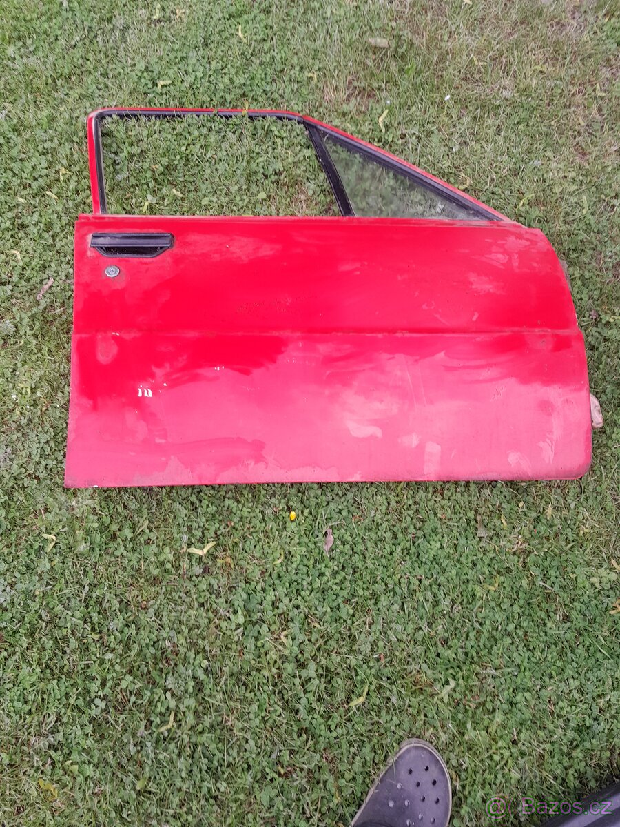 Dveře škoda 120