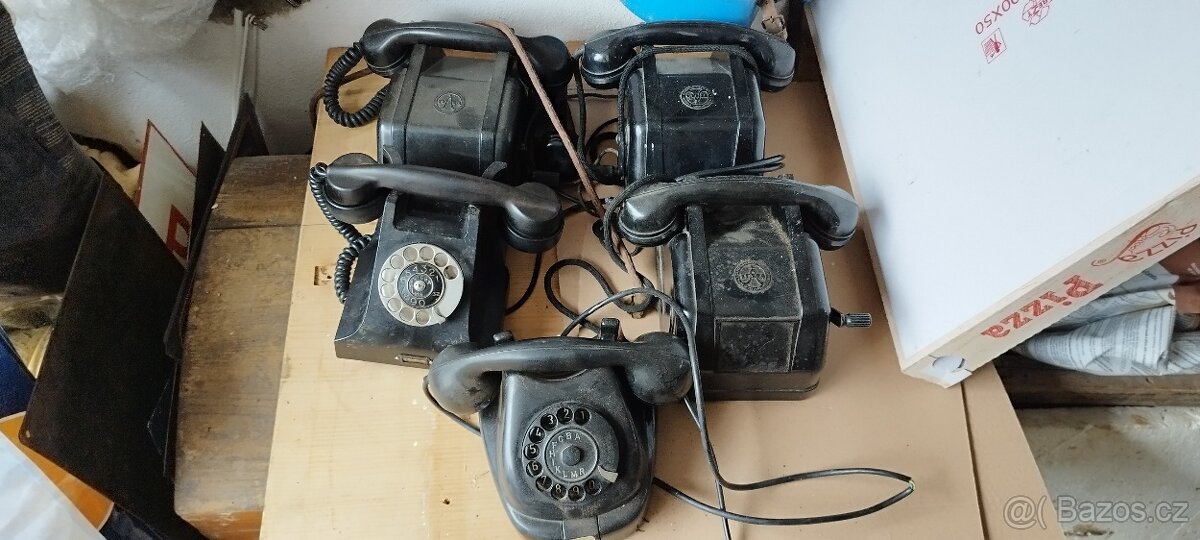 Staré telefony