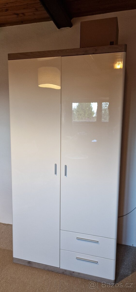 Šatní skríň XXL Lutz - Room art