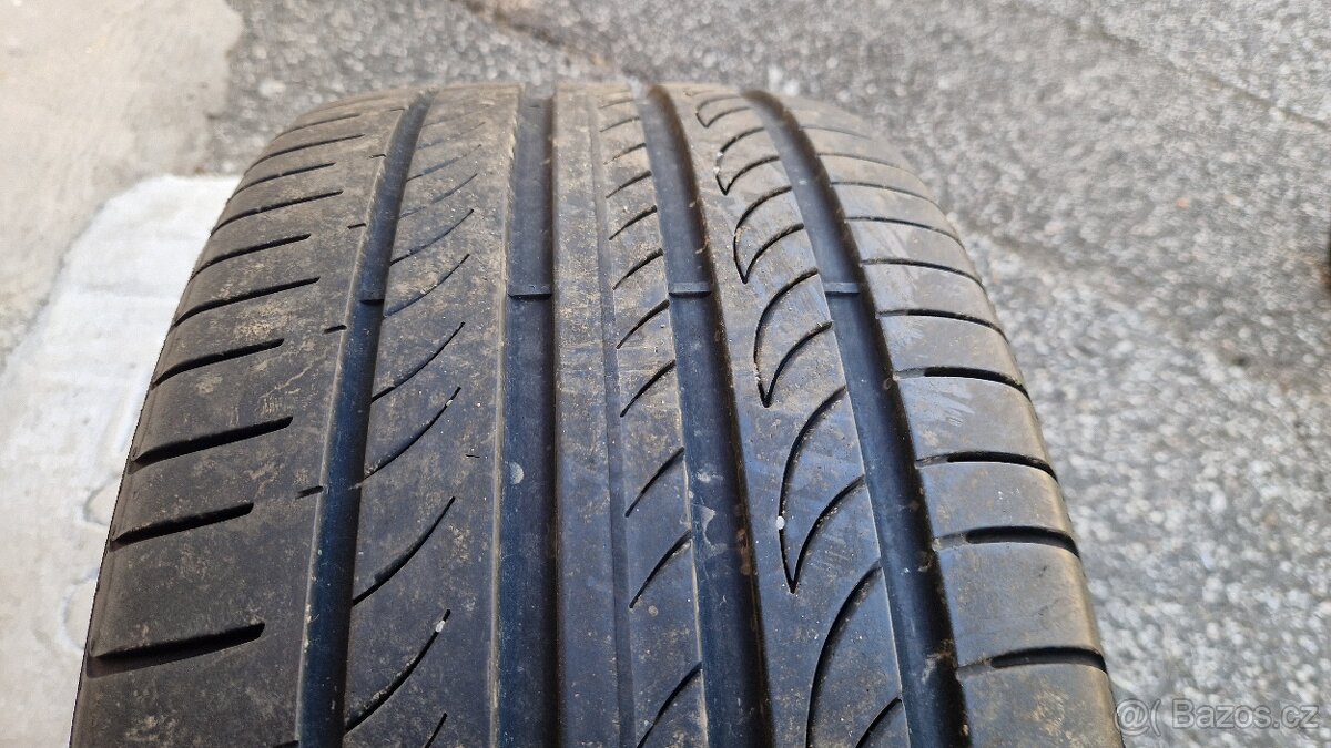 Pirelli 235/40/18 letní 7mm DOT21
