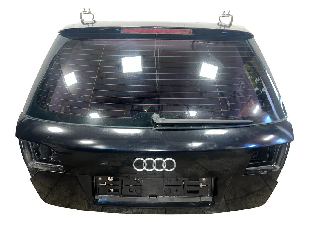 Páté dveře černá metalíza LZ9Y Audi A4 B7 8E avant r.v. 2007
