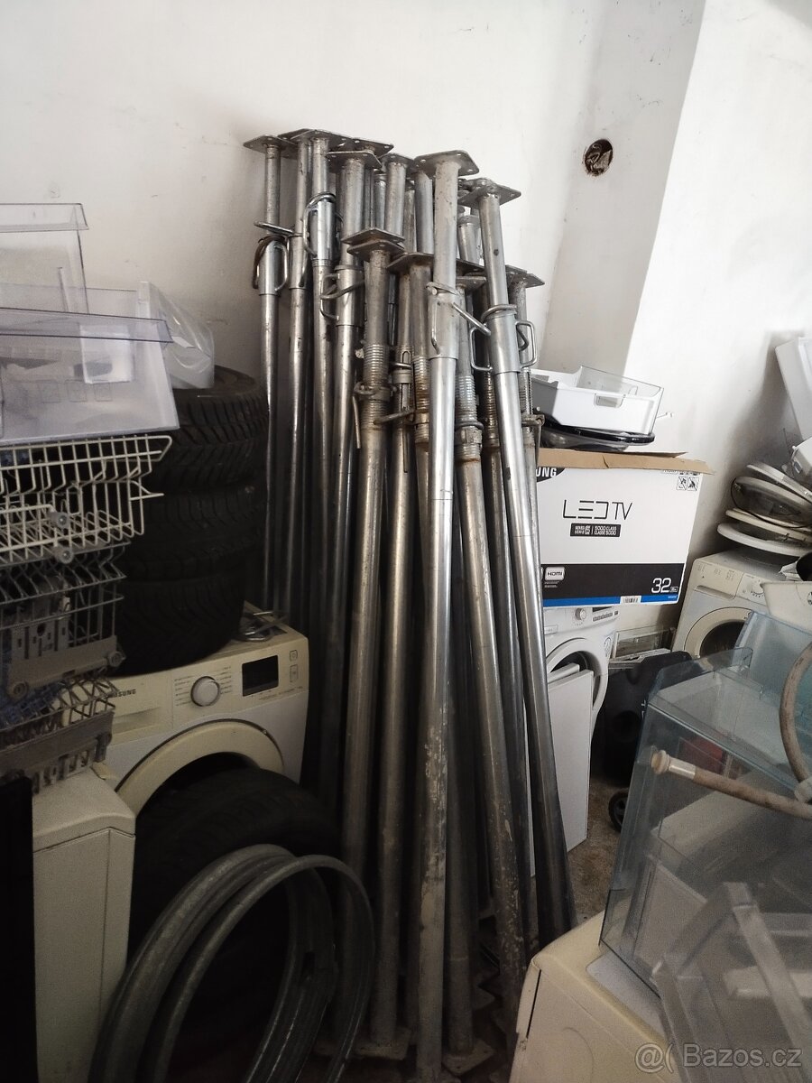 Prodám stavební stojky nové i použité 180 cm až 3,6m.
