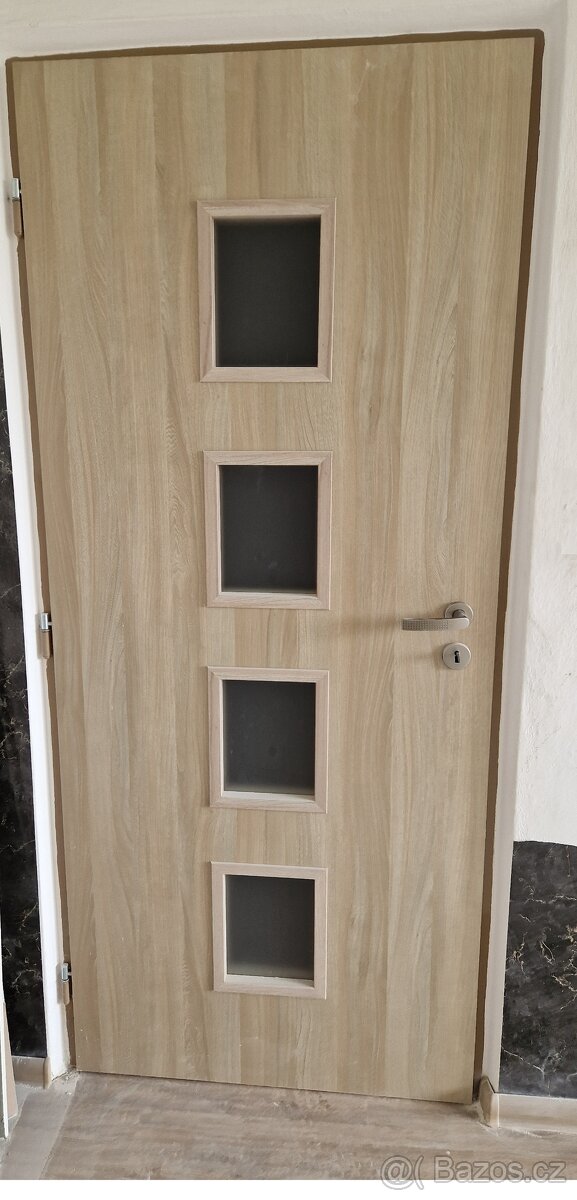 Dveře interiérové 80 cm  DUB SONOMA (levé i pravé)