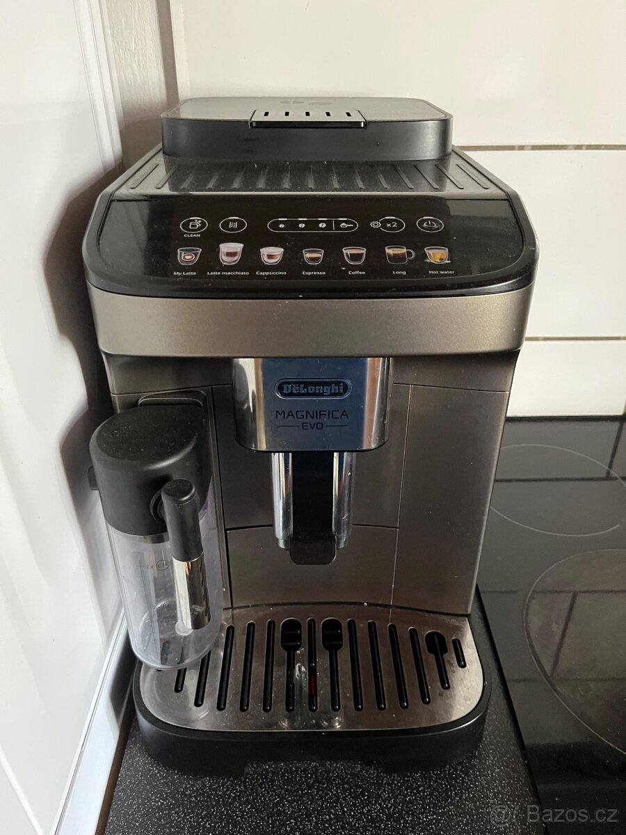 Kávovar Delonghi