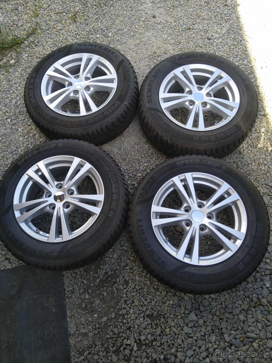 16" zimná sada TOYOTA YARIS CROSS + TPMS.