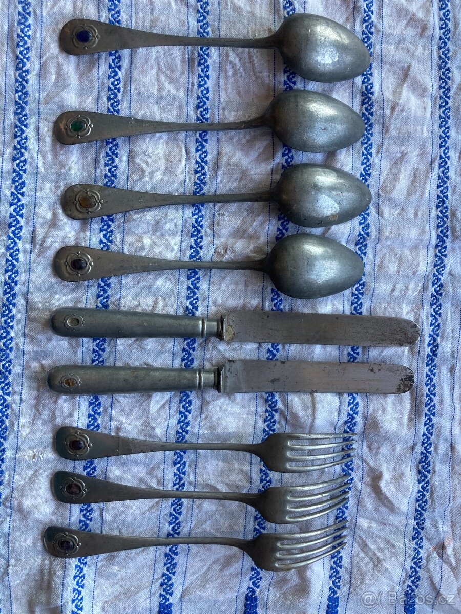 Starožitné příbory