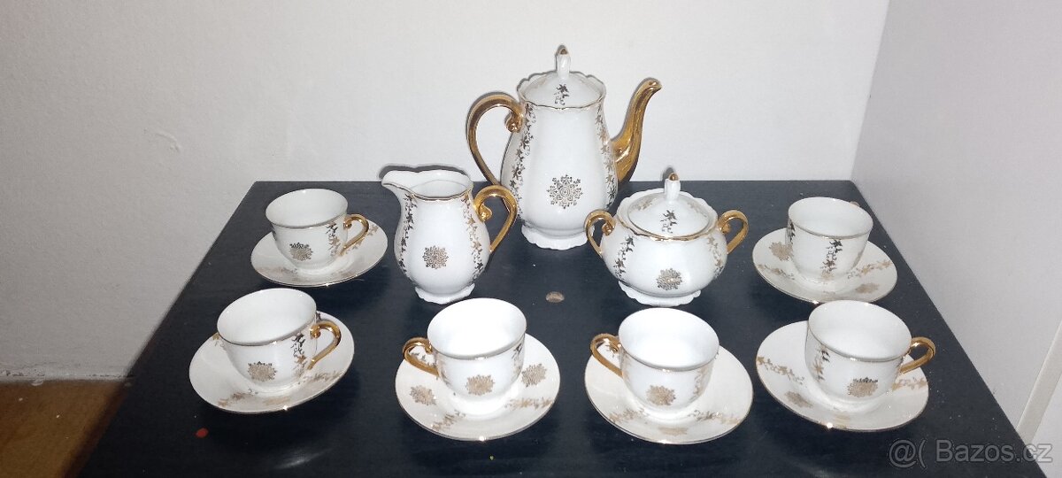 Stará porcelánová sada