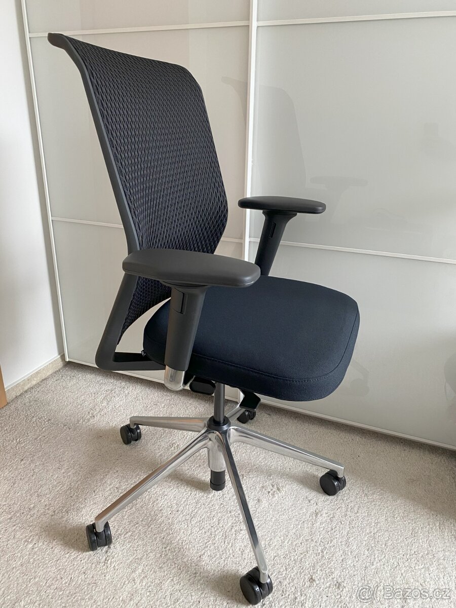 Kancelářská židle - Vitra ID Mesh diamond PC 30000,- NOVÁ