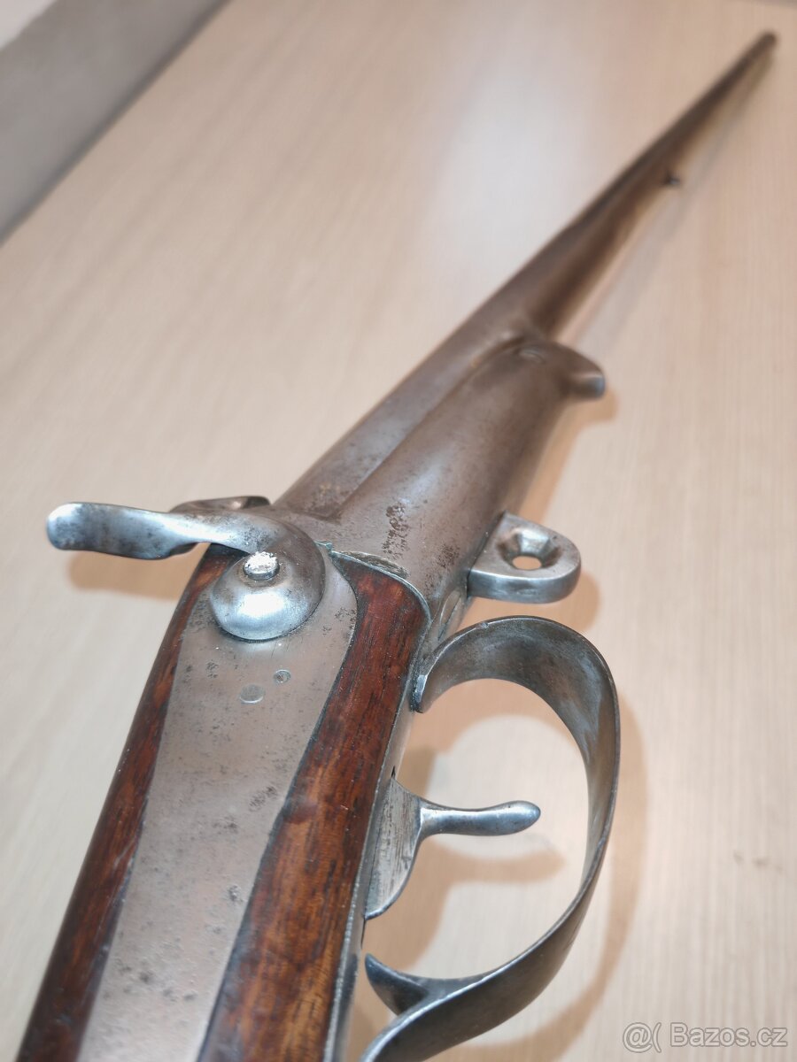 Historická jednohlavňová brokovnice