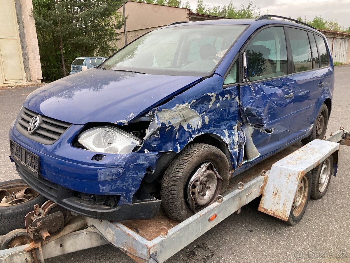 Díly Touran 1,9tdi 77kw