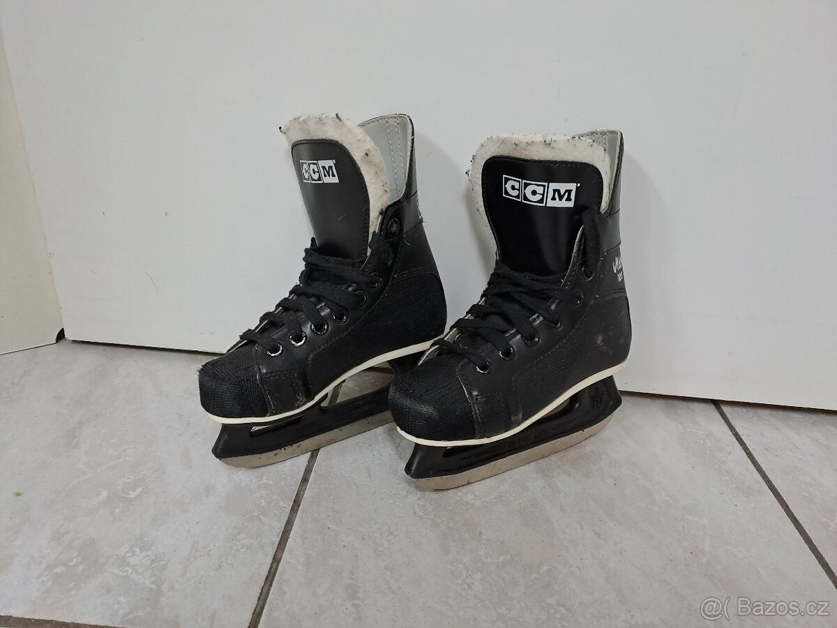 Brusle chlapecké CCM vel. 29