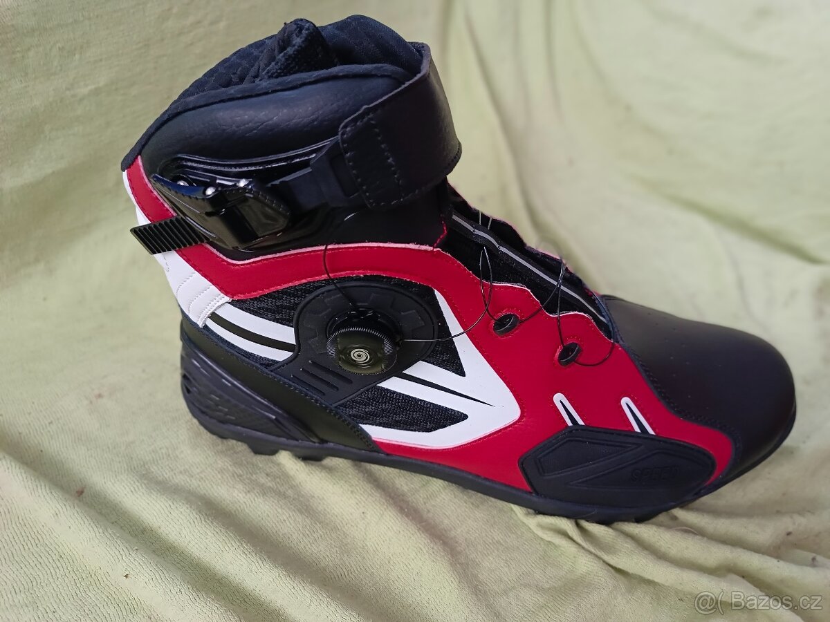 Moto boty vel,45