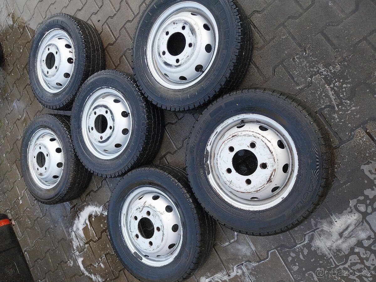 Nissan Cabstar, Trade, Renault Maxity 15" disky