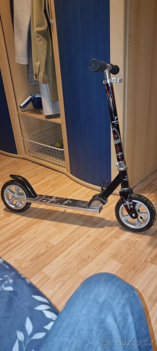 Prodám koloběžku v perfektním stavu.