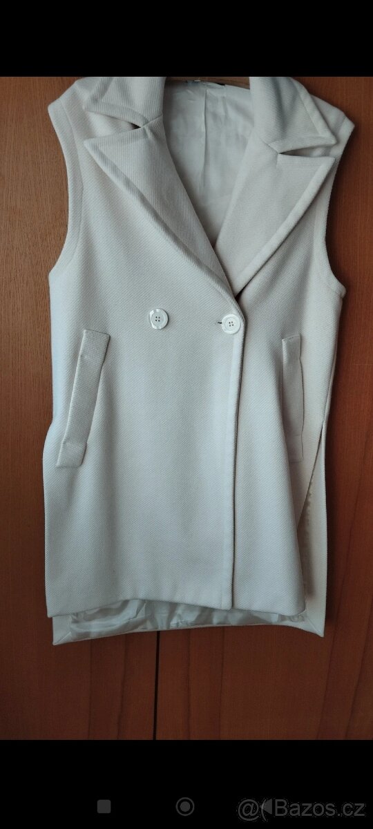 Krémová dlouhá vesta Imperial