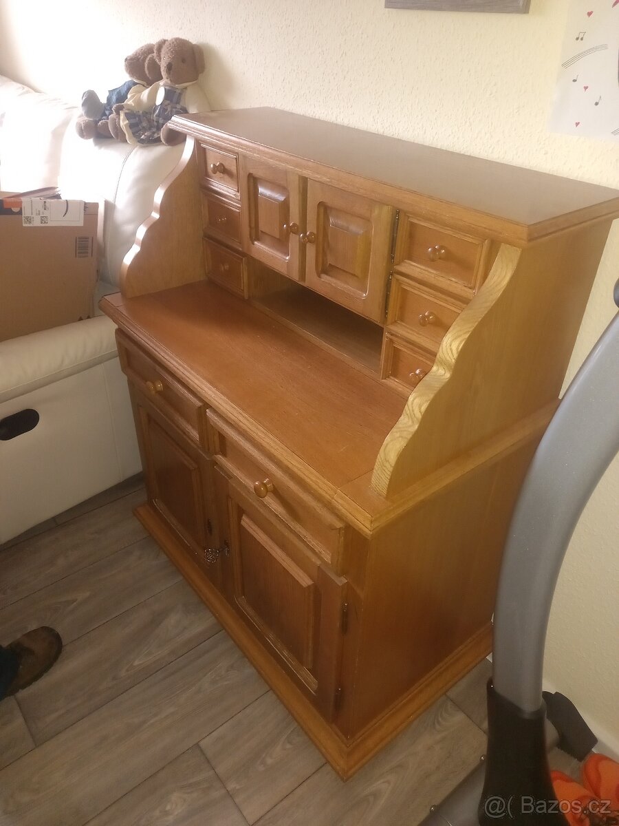 Psací stůl rustikal