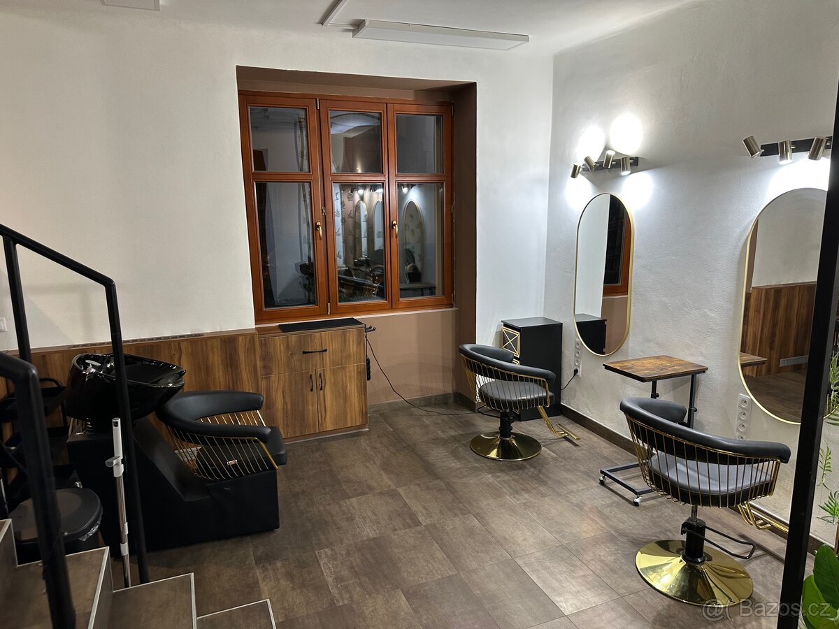 Promajem kadeřnického křesla