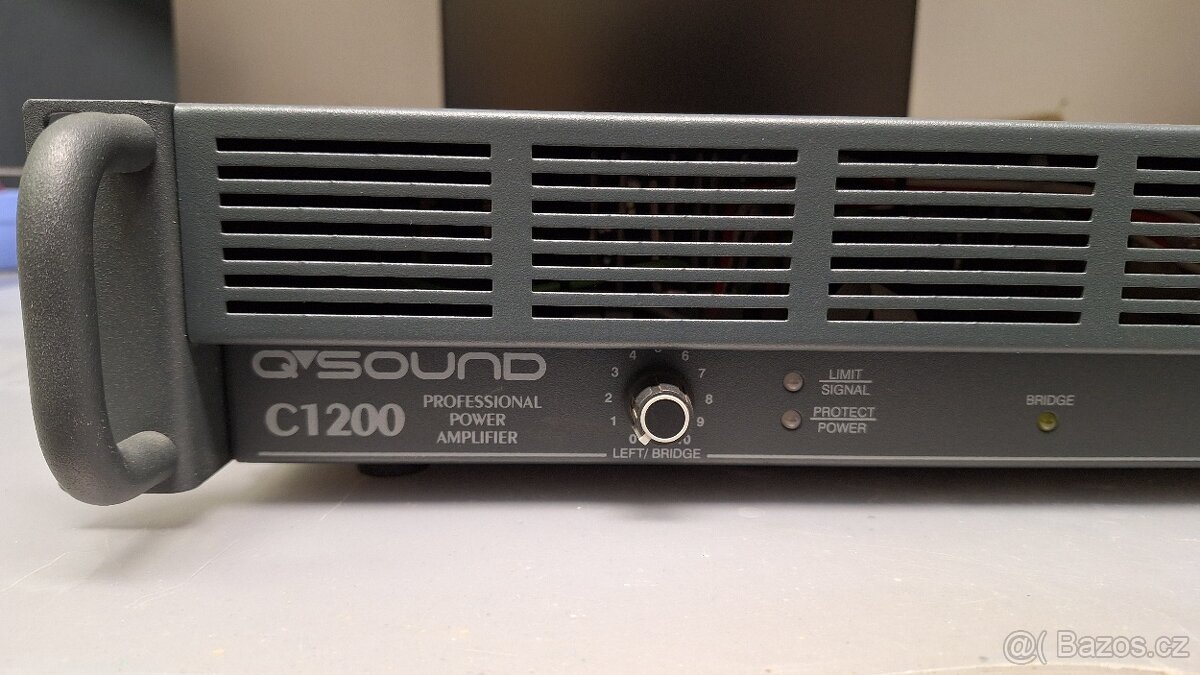 Zesilovač Q sound C1200