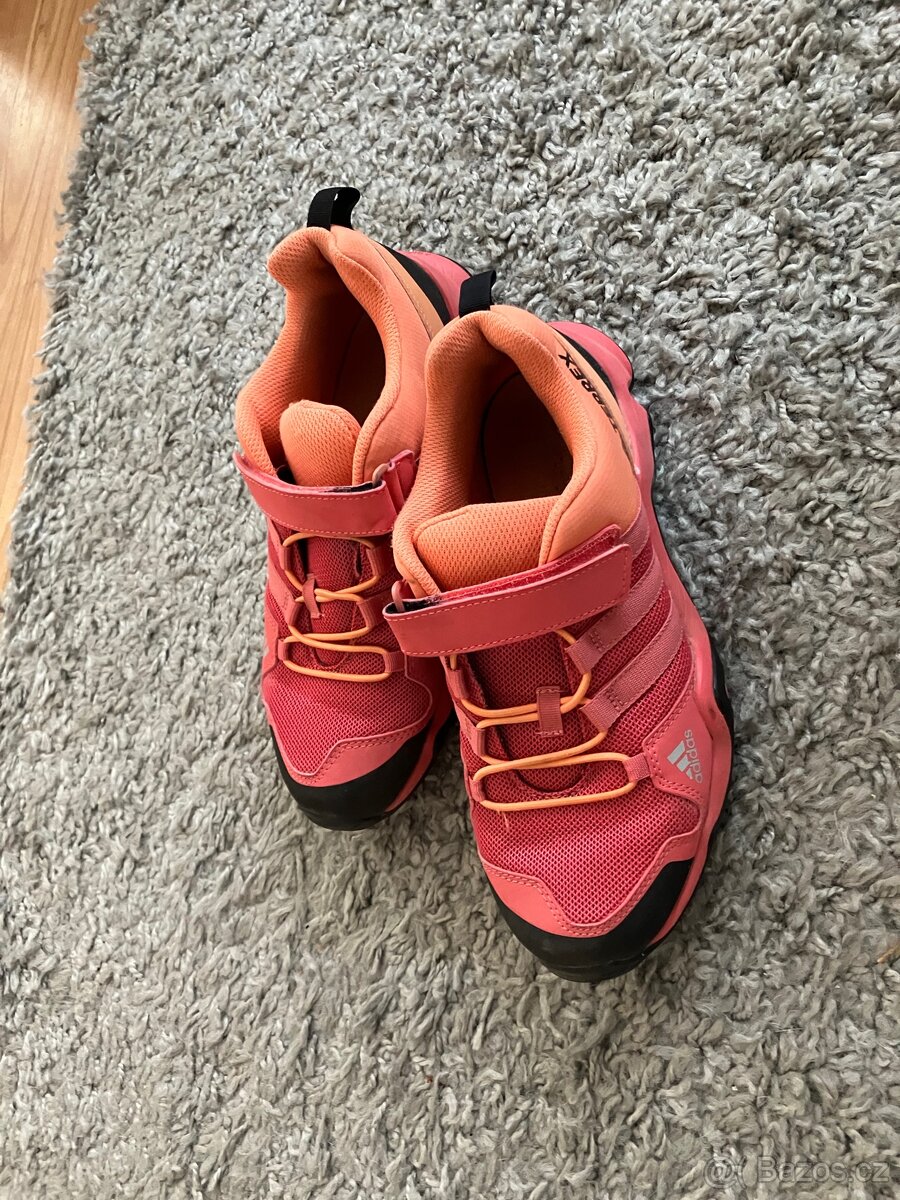 Adidas 38