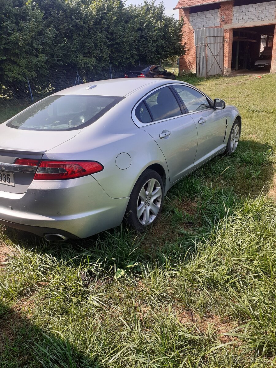 Jaguar xf 2.7d
