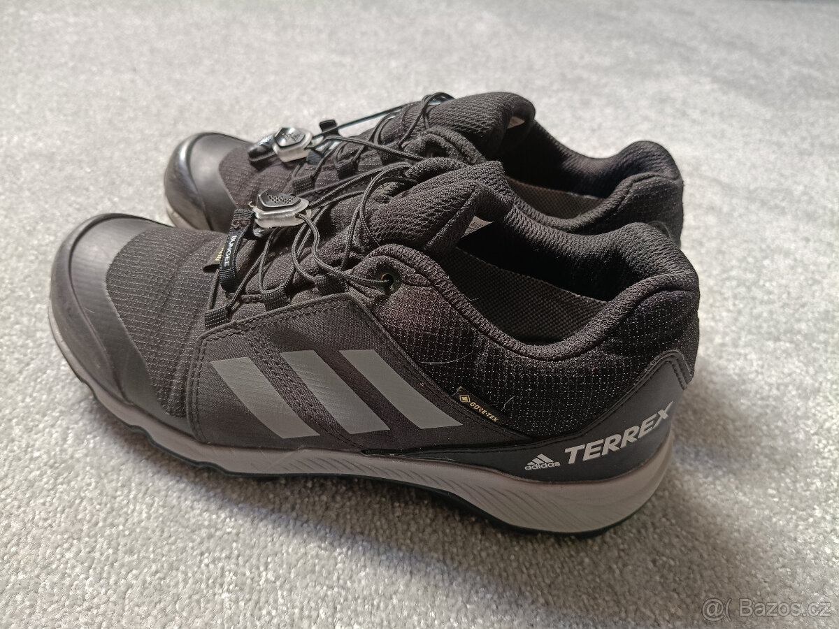 turistická obuv ADIDAS Terrex vel. 37/US5 Goretex