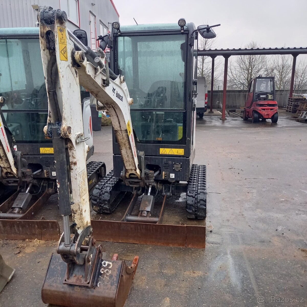 Bobcat E19 mini bagr